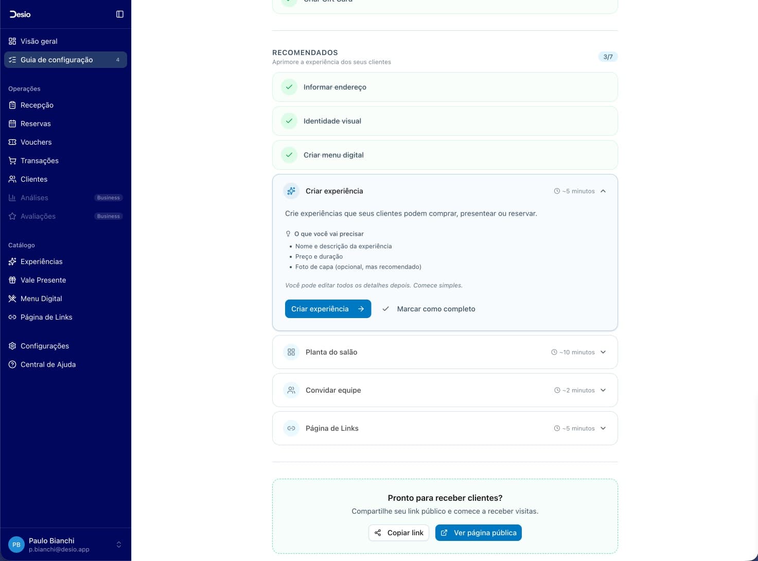 Checklist com "Criar experiência" expandido (3/7 recomendados)